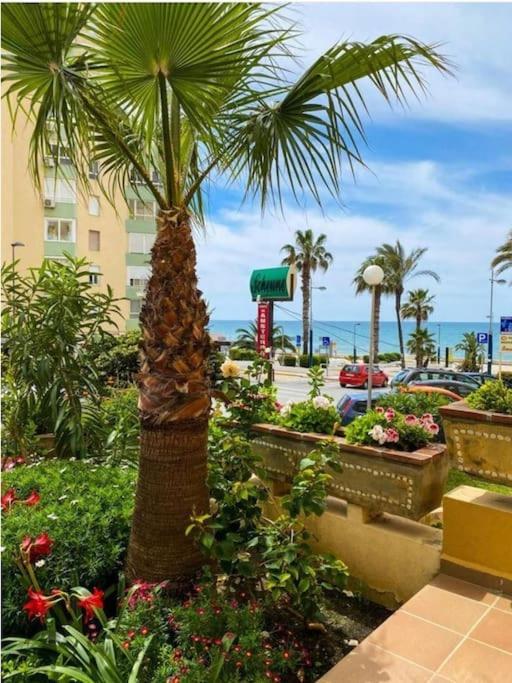 Beachfront Apartment Madrid 709 Torrox Buitenkant foto