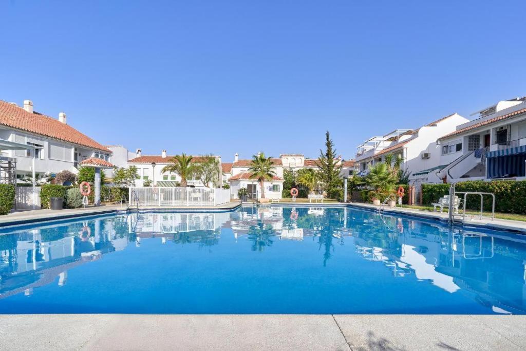 Beachfront Apartment Madrid 709 Torrox Buitenkant foto